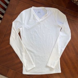 Girls YXL under armor long sleeve